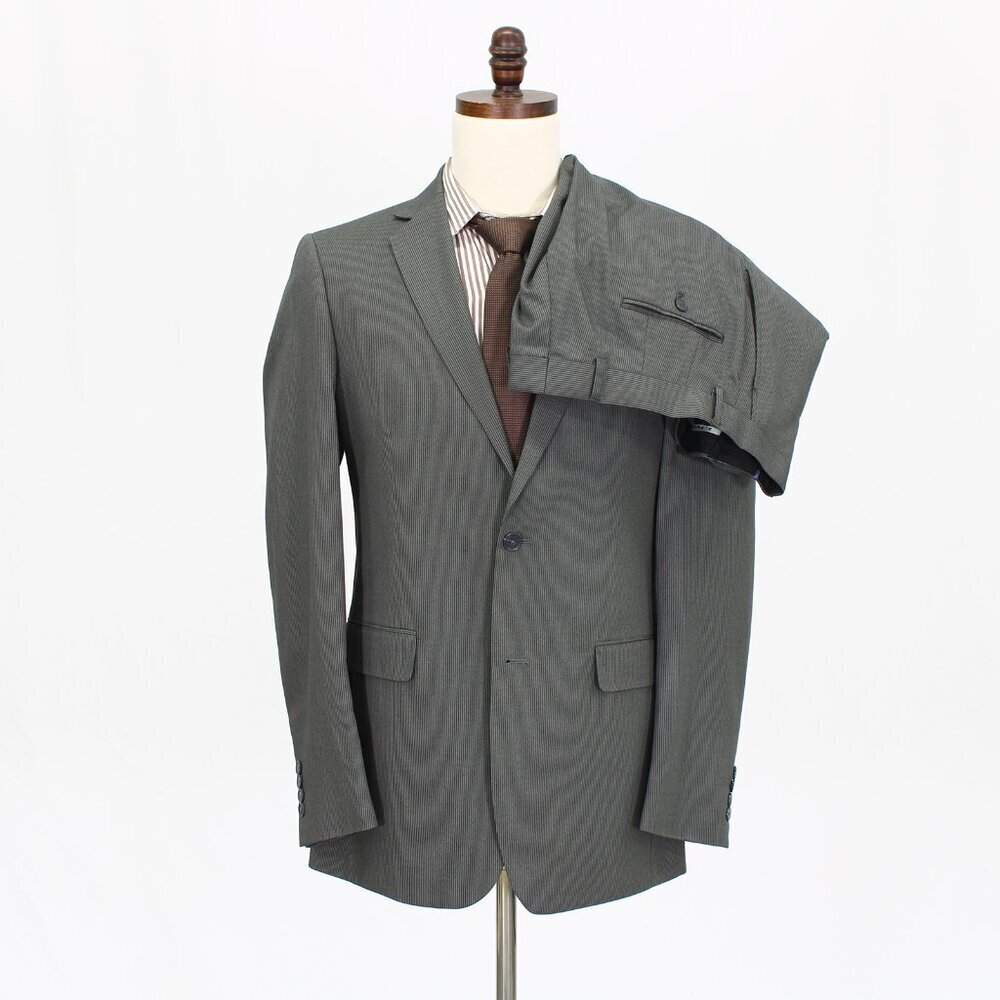 J. Ferrar 38L 34x31 Gray Striped 2-Button Suit R487